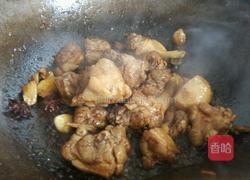 香菇土豆烧鸭腿的做法图解7