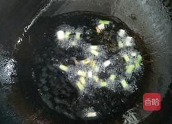 番茄鸡蛋打卤面的做法图解2