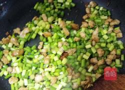蒜薹肉丁的做法图解6