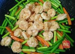 虾仁炒蒜苗的做法图解5