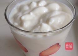 杯壁水果酸奶的做法图解3
