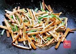 青瓜炒香干的做法图解7