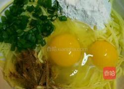 土豆丝鸡蛋煎饼的做法图解3