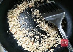 抹茶牛轧糖的做法图解2