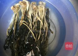 排骨菜干粥的做法图解1