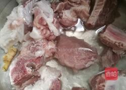 排骨菜干粥的做法图解4