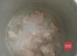 排骨菜干粥的做法图解5
