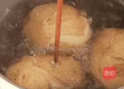 8个月+宝宝三文鱼土豆泥的做法图解4