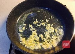 奶油蘑菇汁青口贝的做法图解10