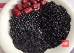 黑米糊的做法图解1
