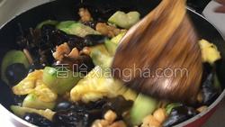 丝瓜木耳炒鲜鱿的做法图解35