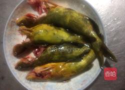 黄骨鱼基围虾豆腐汤的做法图解1