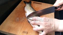 祛除鱼腥小窍门的做法图解2