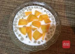 牛奶芒果西米露的做法图解7