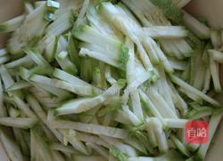 胡麻油炒三丝的做法图解1