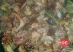 黄焖鸽子肉的做法图解2