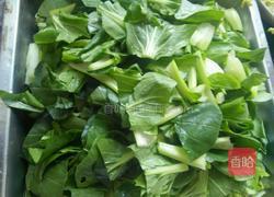 油菜炒香茹的做法图解1