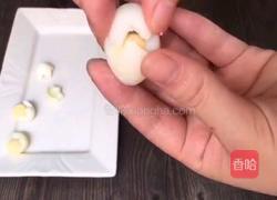 快乐的小鸡的做法图解3