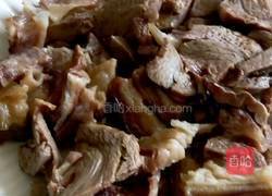 葱爆狗肉的做法图解1