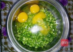 蒜苔鸡蛋饼的做法图解4