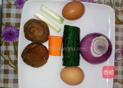 洋葱圈鸡蛋饼的做法图解1