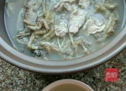 鱼腥草瘦肉鲫鱼汤的做法图解6