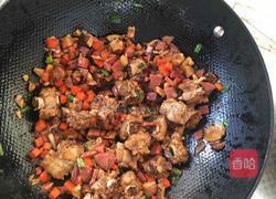 排骨卡肠焖米饭的做法图解5