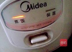 红枣枸杞小米粥的做法图解7