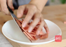 火腿肠炒鸡蛋的做法图解4