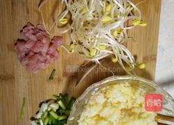 酱油蛋炒饭的做法图解1