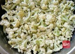 凉拌花菜的做法图解1