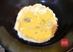 蚕豆炒鸡蛋的做法图解3