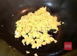 蚕豆炒鸡蛋的做法图解4