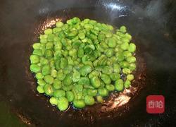 蚕豆炒鸡蛋的做法图解7