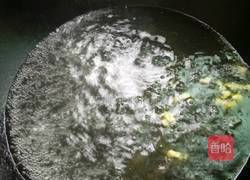 金针菇瘦肉汤的做法图解7