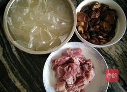 初学者’猪肉板皮包子的做法图解1