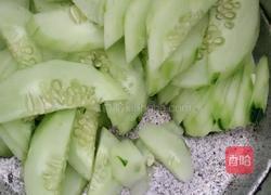 黄瓜汤的做法图解1