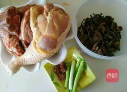 排骨炖鸡的做法图解1