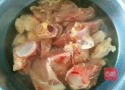 排骨炖鸡的做法图解3