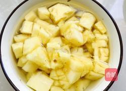 新疆风味菠萝蛋炒饭的做法图解4