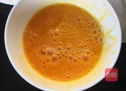 火腿玉米粒炒鸡蛋的做法图解2