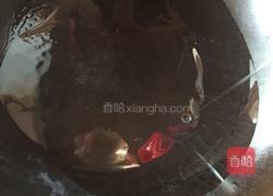 火腿玉米粒炒鸡蛋的做法图解3