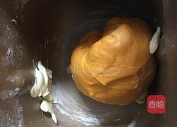 胡萝卜汁餐包的做法图解4