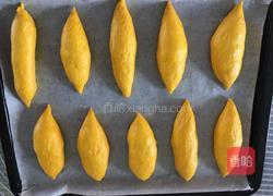 胡萝卜汁餐包的做法图解8