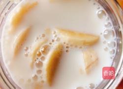 香蕉奶昔的做法图解3