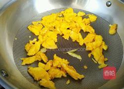 蚕豆木耳鸡蛋汤的做法图解4