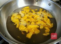 蚕豆木耳鸡蛋汤的做法图解5