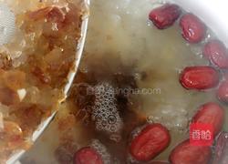桃胶丑耳红枣羹的做法图解9