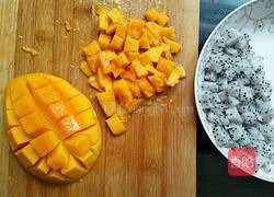 奶油水果蛋糕的做法图解3