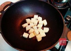 香菇烧冻豆腐的做法图解3